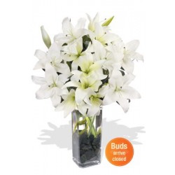 7 Oriental Lily Bouquet