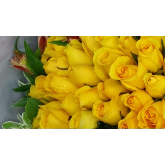 Happy Together 50pcs Roses Bouquet Happy Together 50pcs Roses Bouquet